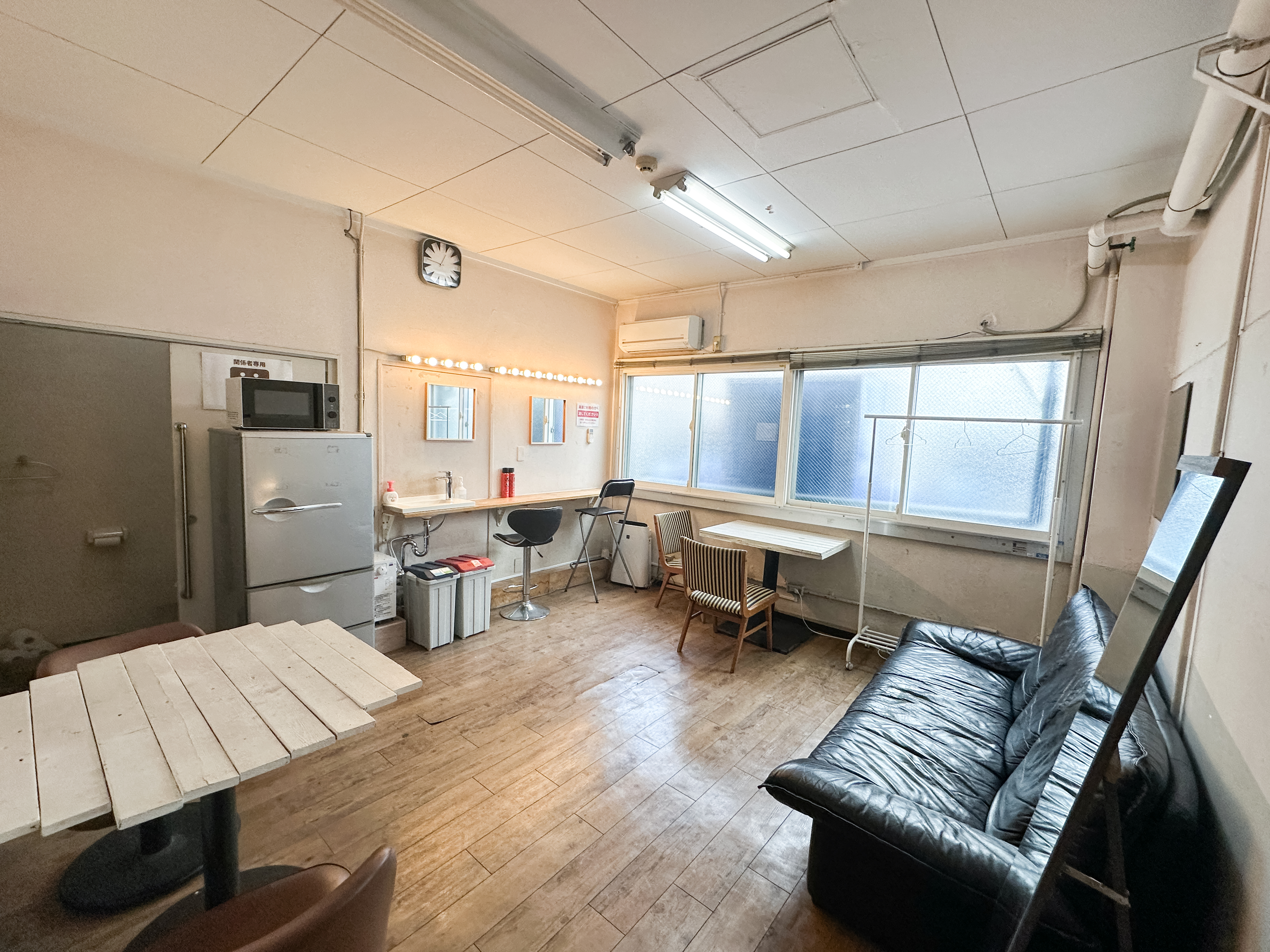 ハーバースタジオ 楽屋1F