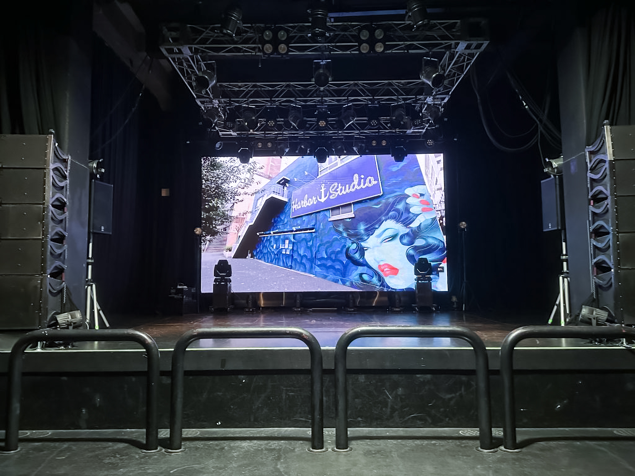 ハーバースタジオ SUMMARY